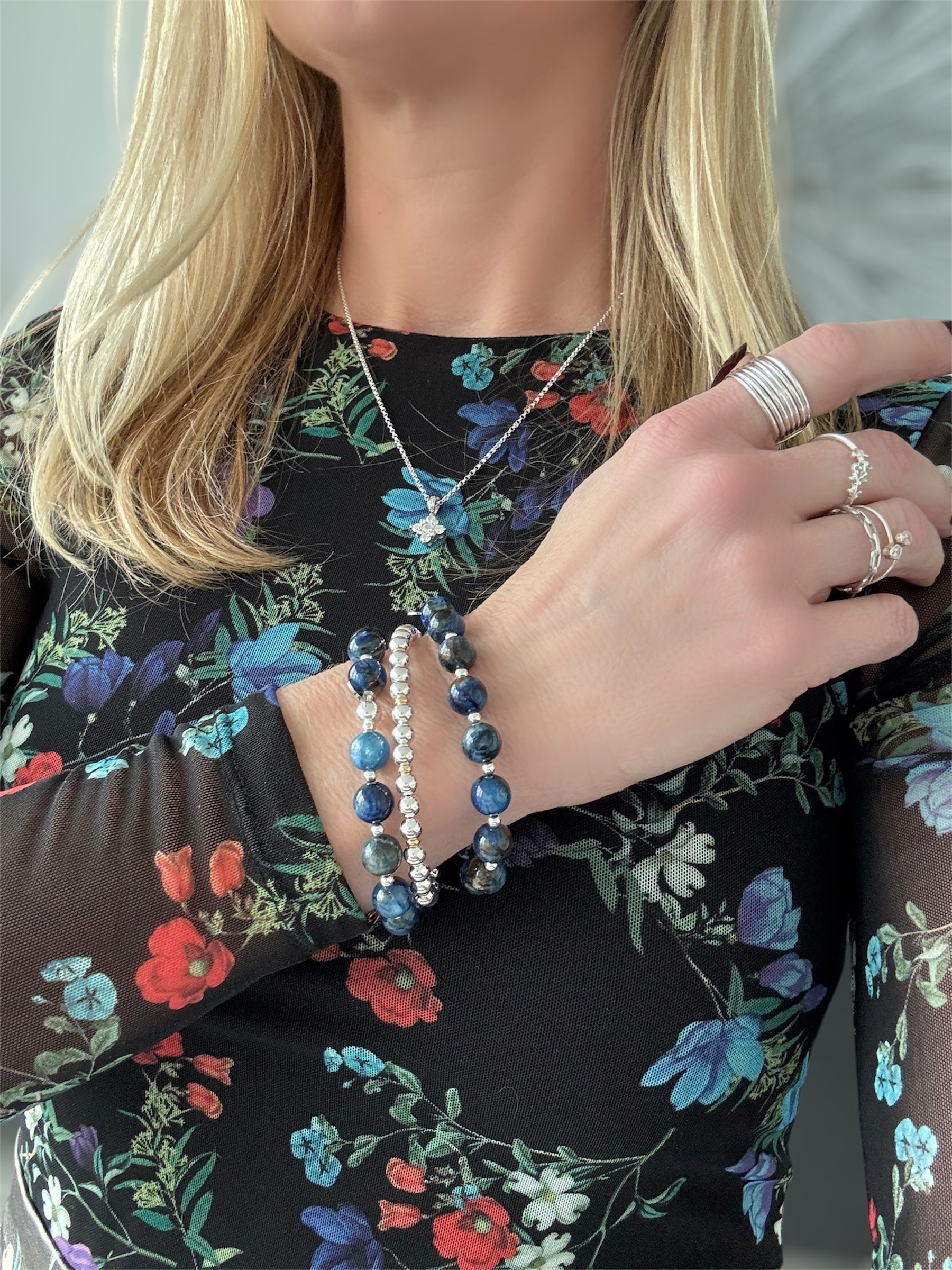 beaded bracelets on elastic cording